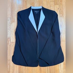 Jones New York Black Blazer with White Lapel #614